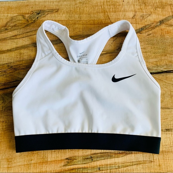 Nike sports bra (white, small) - Picture 7 of 12